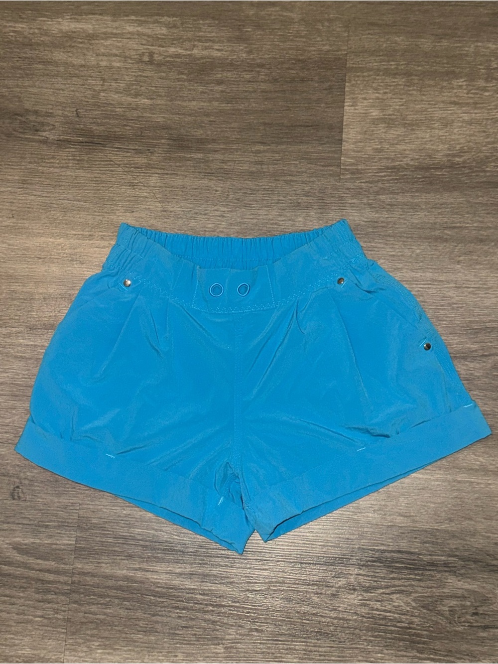 lululemon athletica Women's Vibrant Aqua Elastic-Waist Athletic Shorts